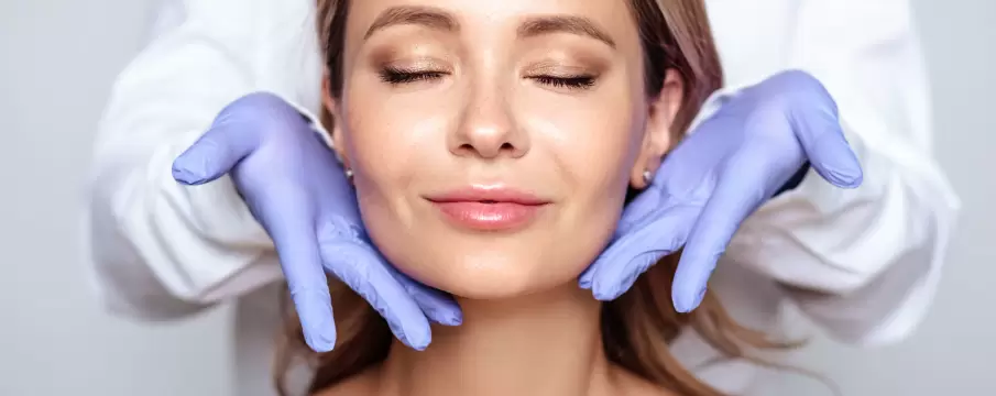 Cirugía estiramiento facial en Bogotá